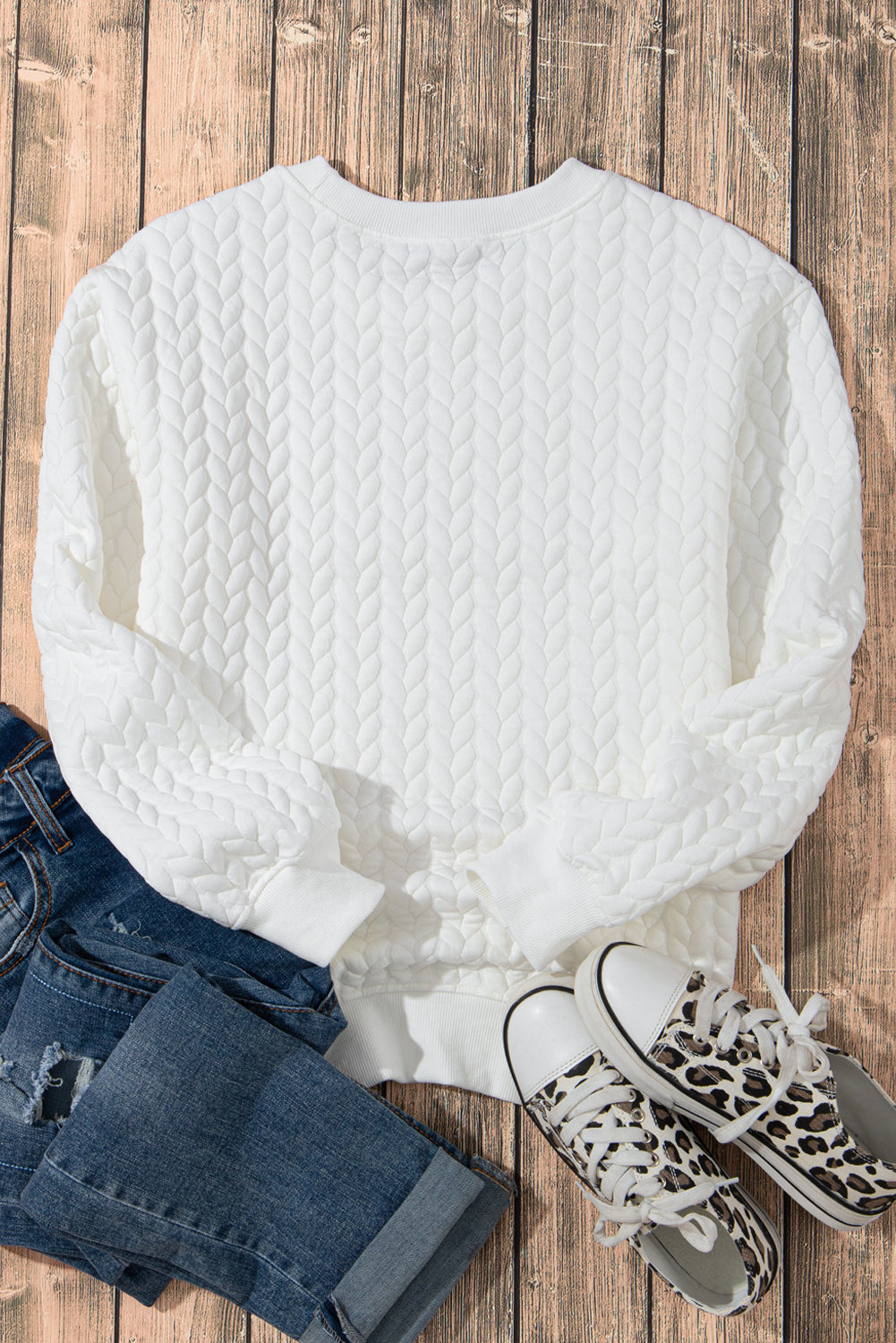 White XOXO Chenille Letter Patch Quilted Sweatshirt