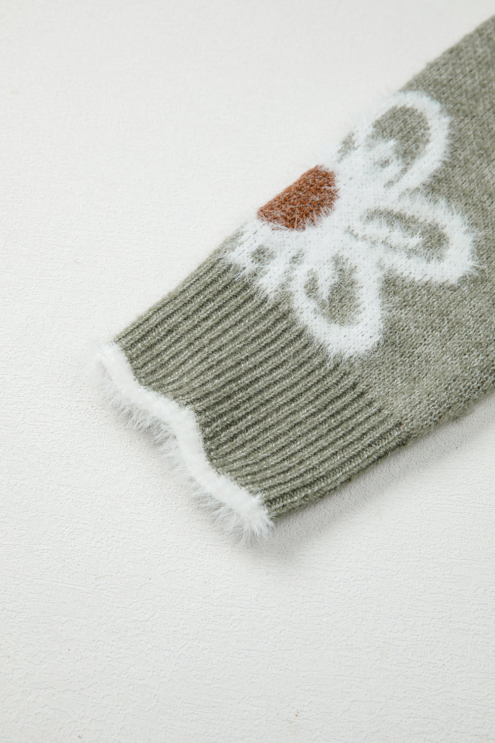 Seagrass Jacquard Floral Scallop V-neck Sweater