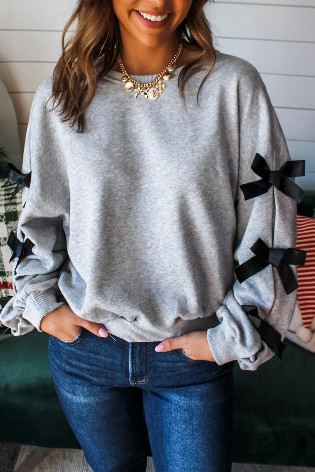 Light Grey Bowknot Long Sleeve Round Neck Sweatshirt